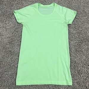 green lululemon size 6 swiftly tech shirt